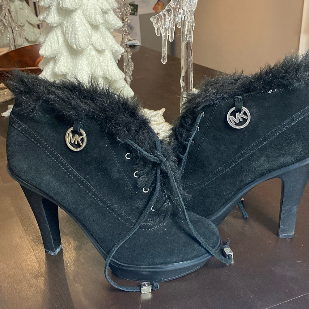 Michael Kors like new ankle shoes